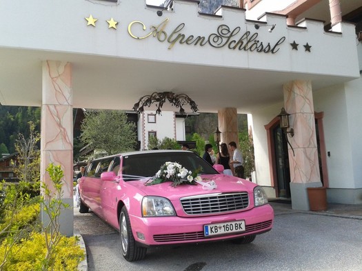 Pink Lady - Hochzeitslimousine