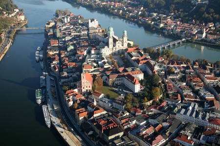 © Copyright 2012 University of Passau